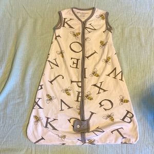0-6m Burt’s Bees sleep sack